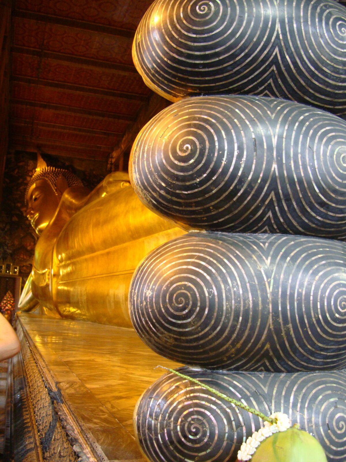 tempio del buddha sdraioato bangkok