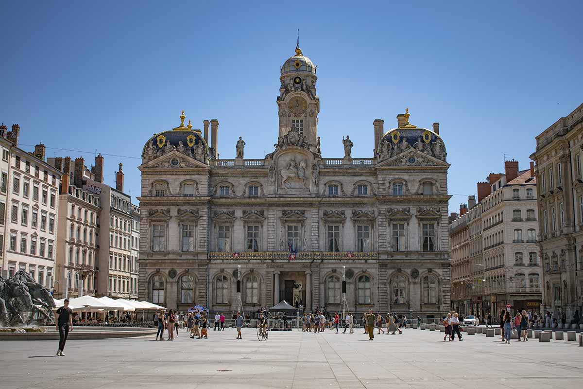 lione hotel de ville