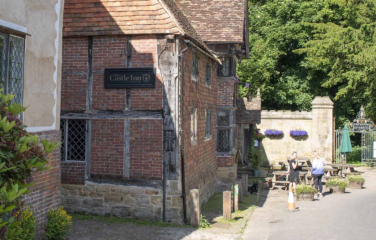 castle inn chiddingstone village kent