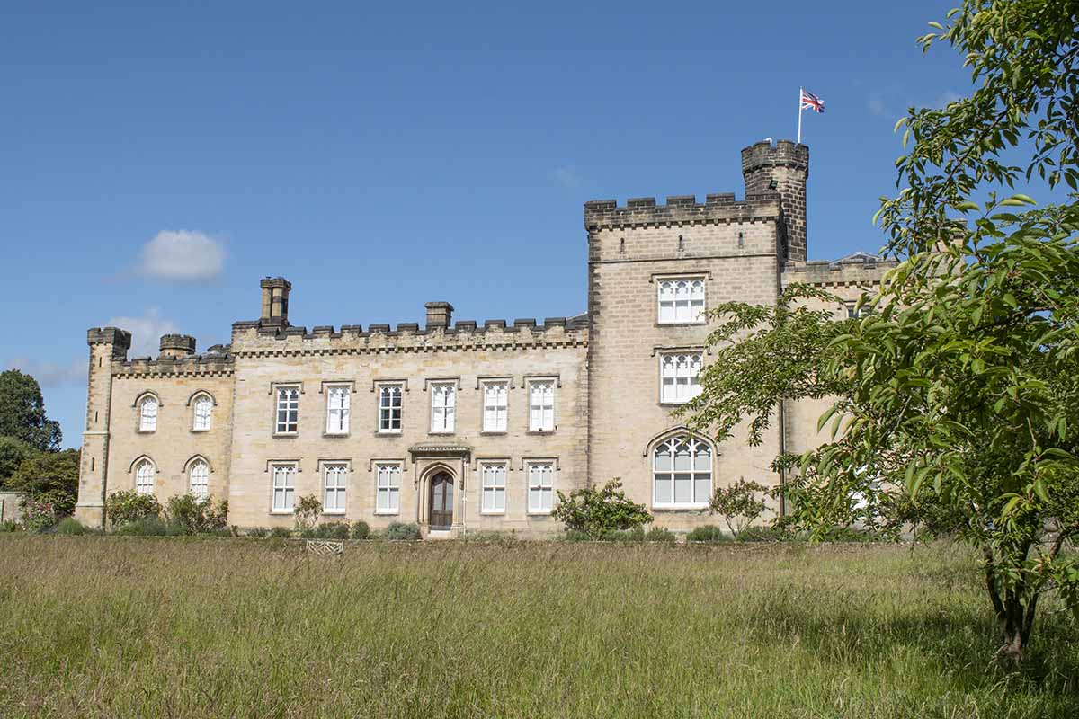 chiddingstone castle