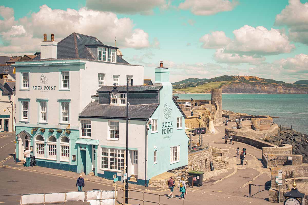 pub lyme regis costa giurassica